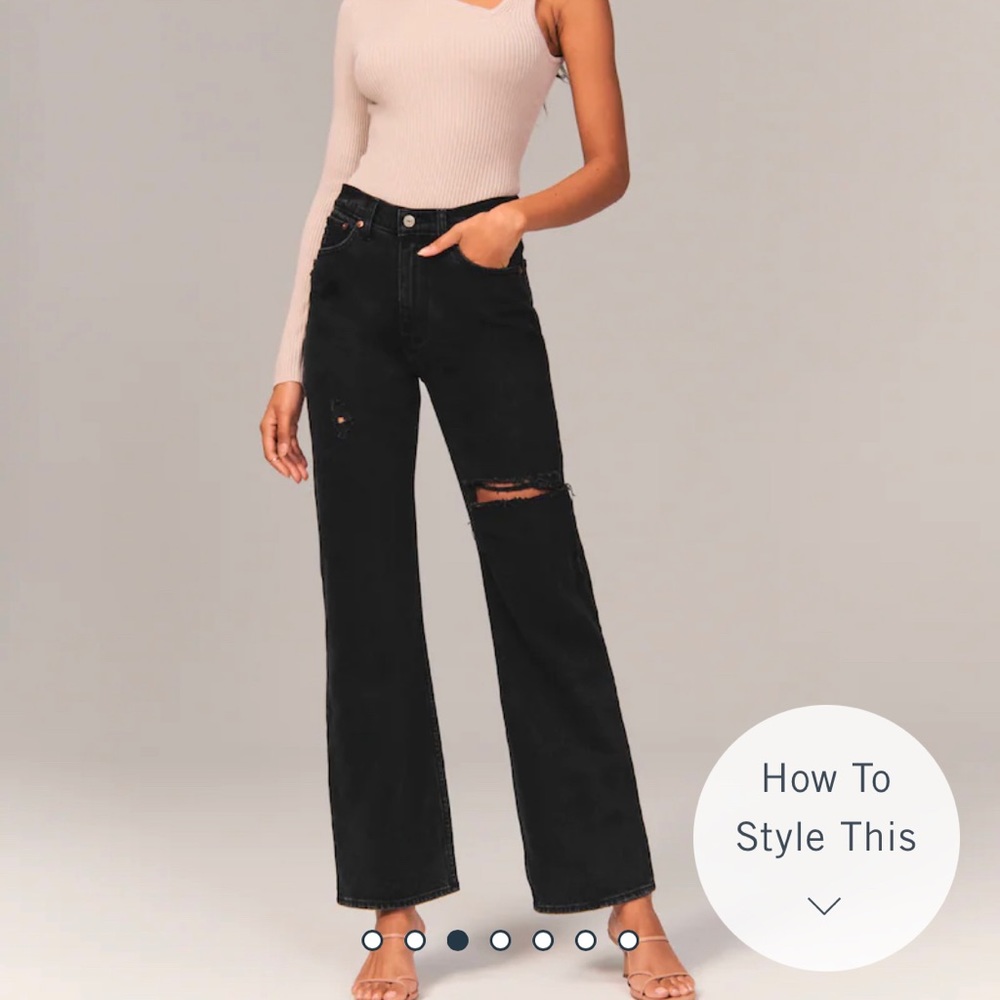 A&F 90s Ultra High Rise Relaxed Denim